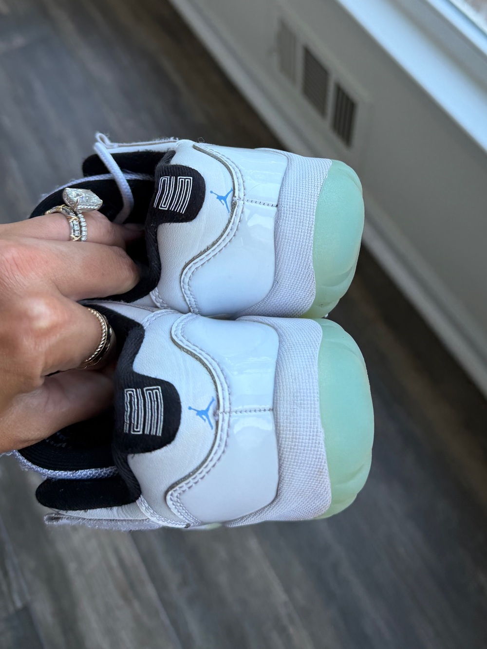 Jordan 11 Retro Low Legend Blue 2y - Picture 4 of 6